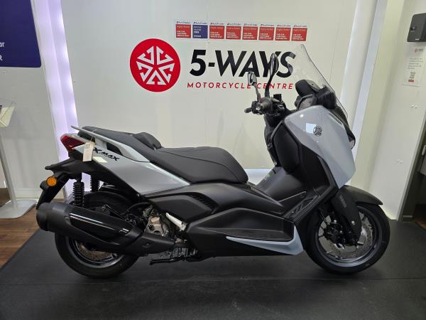 YAMAHA XMAX 300 TECH MAX