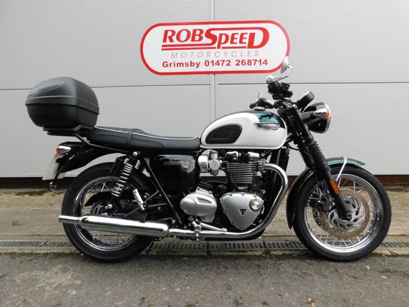 2019 Triumph Bonneville T120 Green
