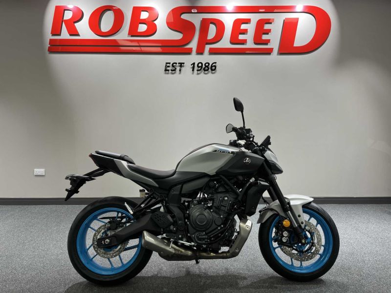 New Yamaha MT07 MLNM CERAMIC I