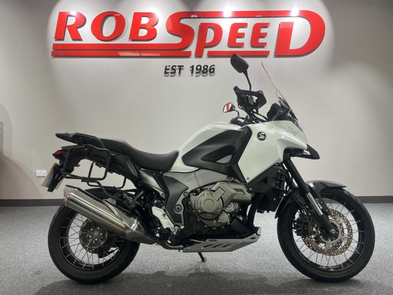 2017 Honda VFR 1200 X Crosstourer DCT White
