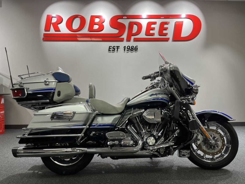 2009 Harley-Davidson Flhtcuse 4 Electra Glide Blue