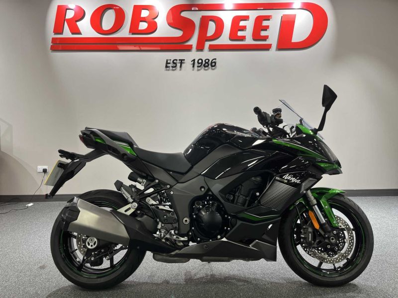2023 Kawasaki Ninja 1000 SX Green