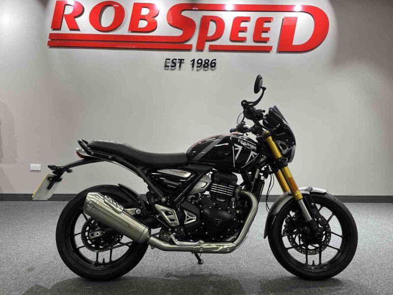 2025 Triumph Speed 400 Black/grey