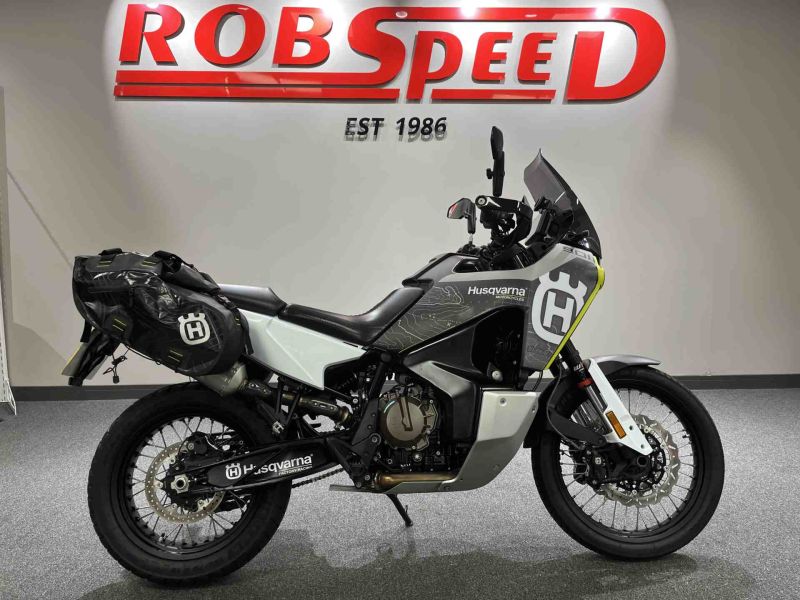 2023 Husqvarna 901 Norden Silver