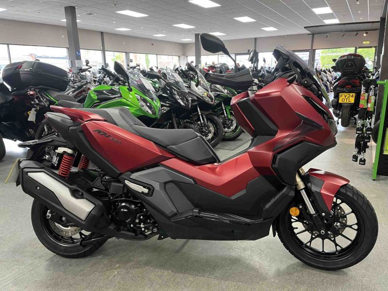 2023 Honda ADV 350 Red