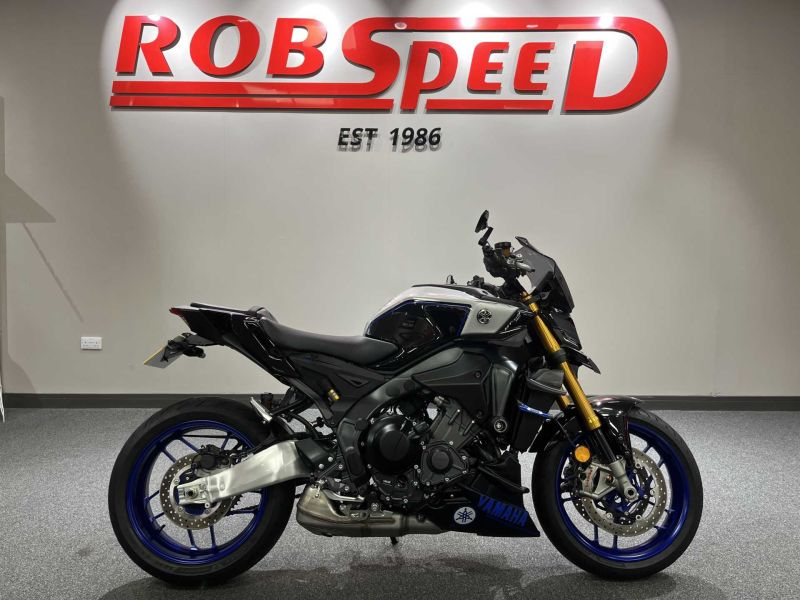 2024 Yamaha MT09 SP Silver