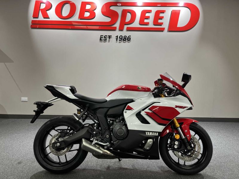 New Yamaha R7 WHITE TH ANNI
