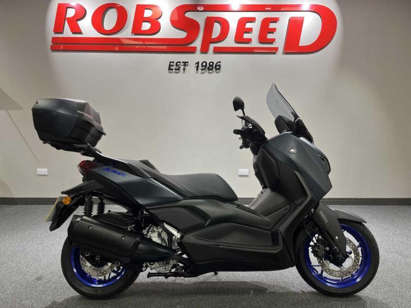 2024 Yamaha XMAX 300 Blue