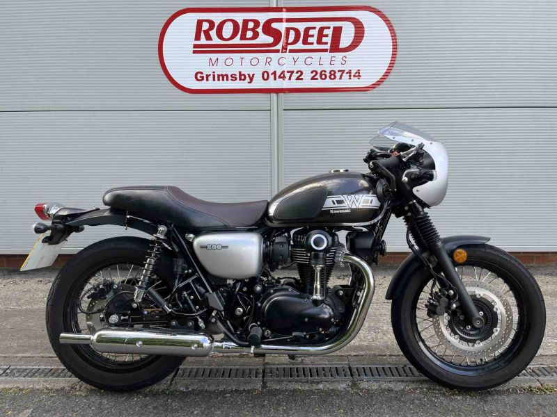 2022 Kawasaki W 800 Cafe Grey