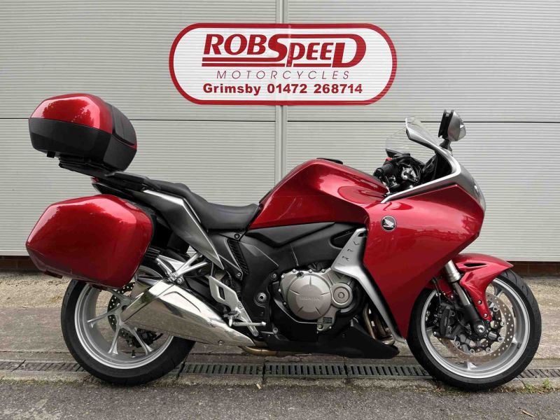 2011 Honda VFR 1200 F Red