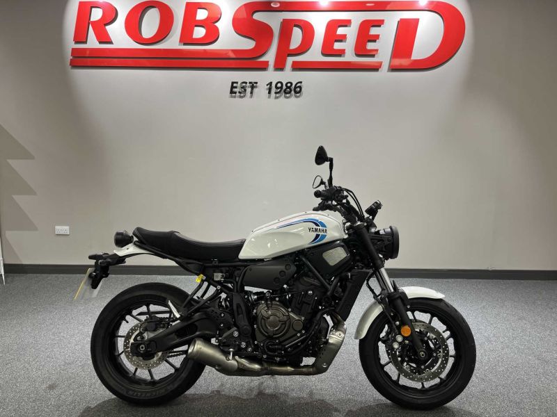 2023 Yamaha XSR 700 White