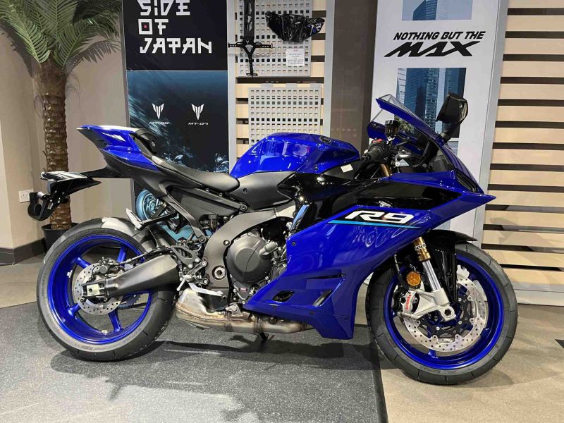 New Yamaha YZF-R9 ICON BLUE