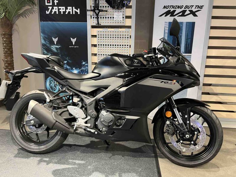 New Yamaha YZF-R3 MDNM MIDNIGHT