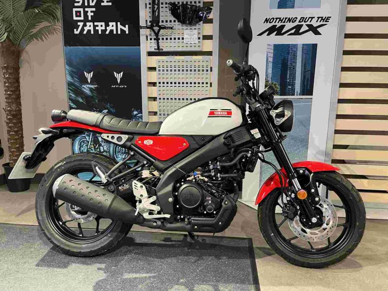 New Yamaha XSR125 WHITE