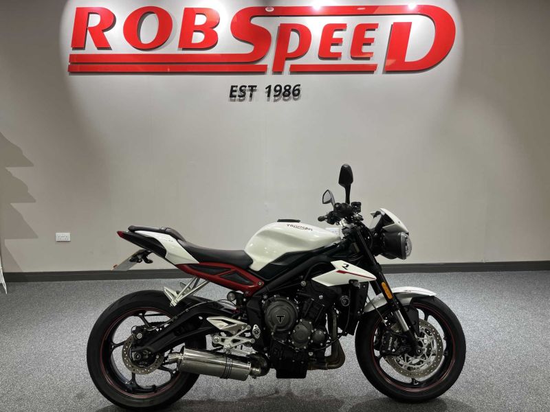 2018 Triumph Street Triple 765 R White