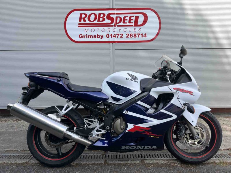 2002 Honda CBR600FS White 2002 Honda CBR600FS White