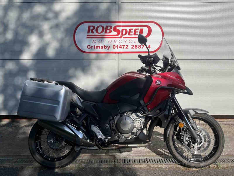 2021 Honda VFR 1200 X Crosstourer Red 2021 Honda VFR 1200 X Crosstourer Red