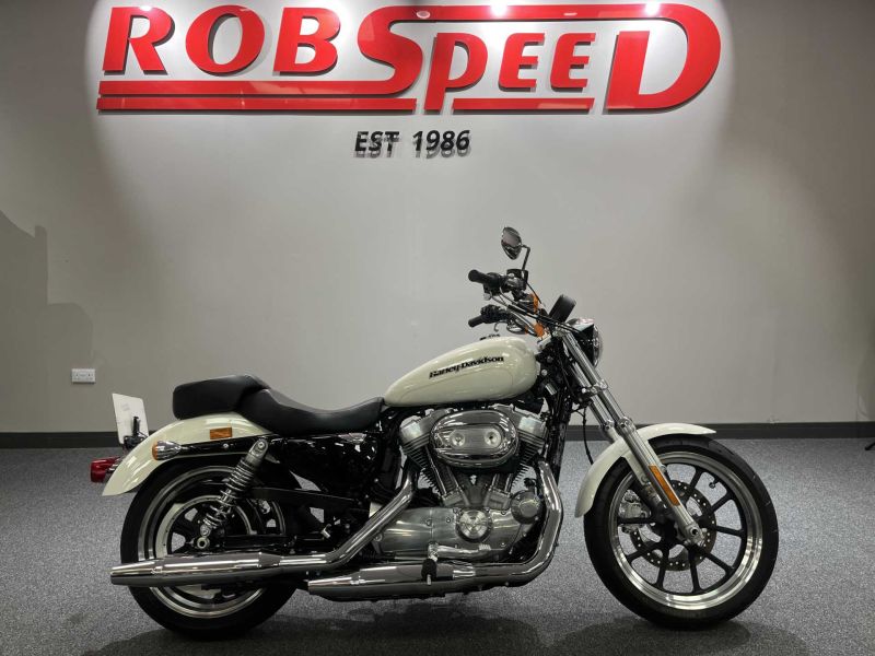 2018 Harley-Davidson XL 883 L Superlow White