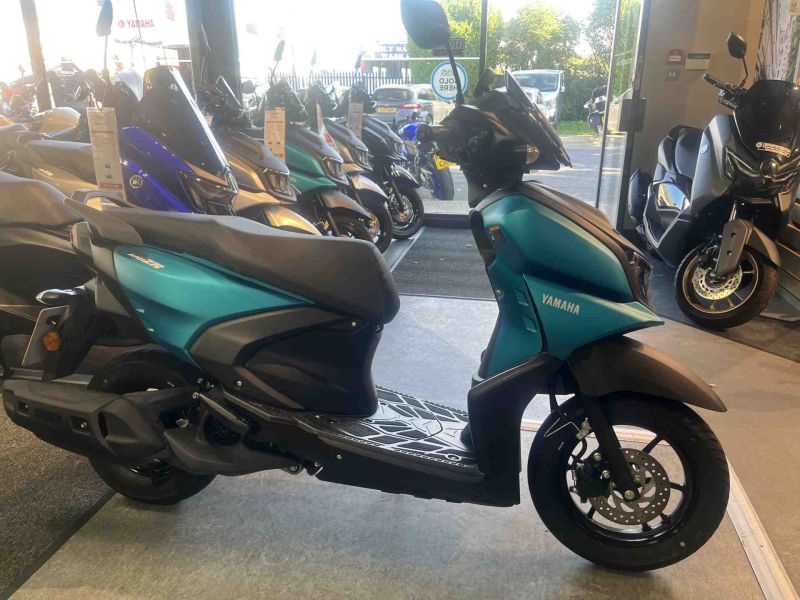 2026 Yamaha Rayzr 125 Turquoise