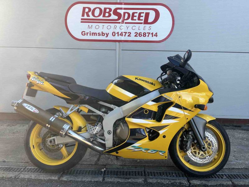 2002 Kawasaki ZX6R Yellow