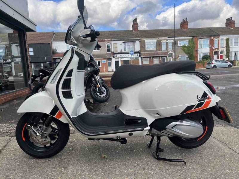 2026 Piaggio Vespa GTS 310 Supersport White 2026 Piaggio Vespa GTS 310 Supersport White