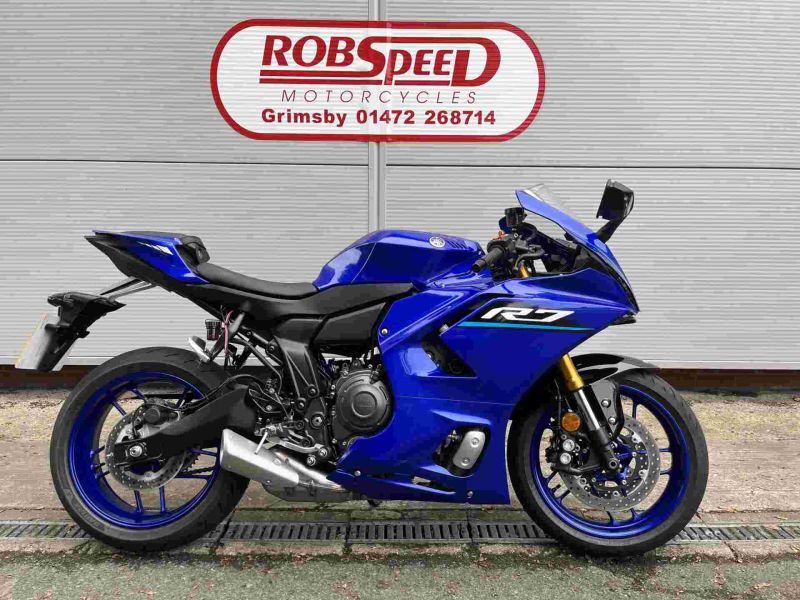 2026 Yamaha YZF R7 ICON BLUE 2026 Yamaha YZF R7 ICON BLUE