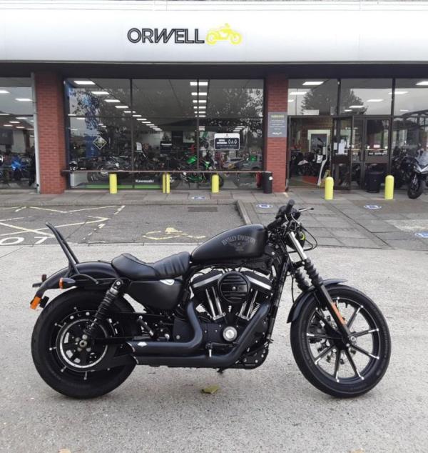 2016 Harley-Davidson Harley Davidson Sportster 883 IRON Black