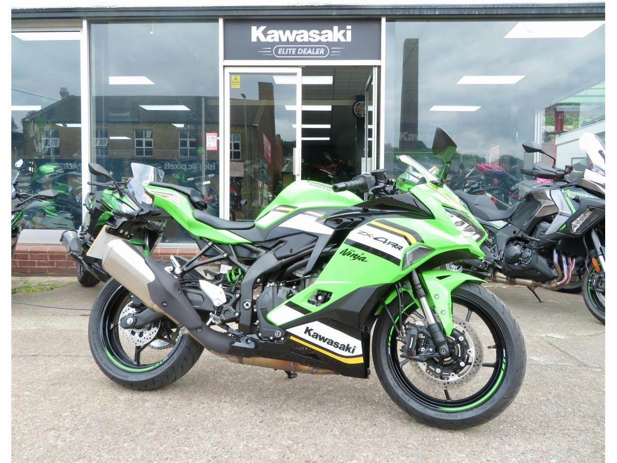 自転車本体 RADYO FLYER No.22 KAWASAKI NINJA ZX-4RR 2025 - Kawasaki Autorama Ltd