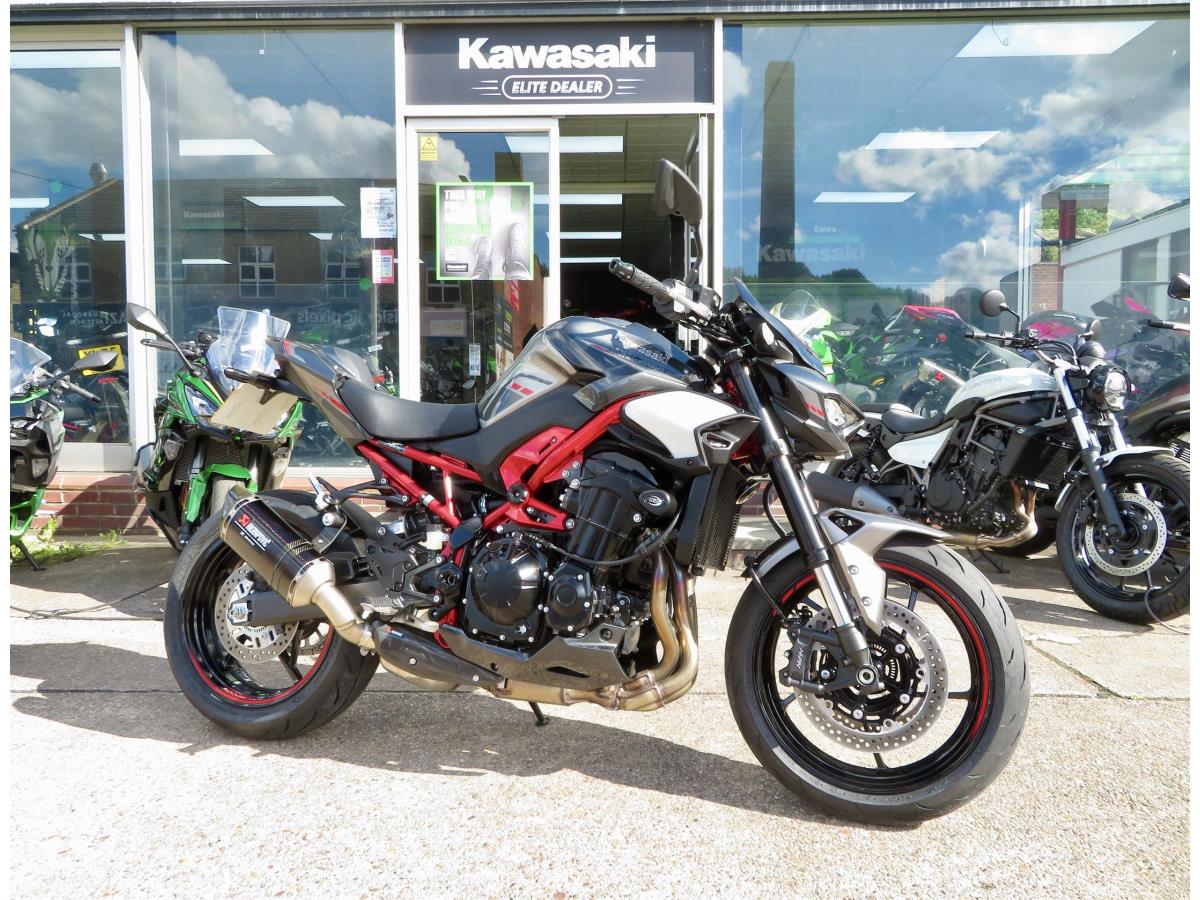 Main image of KAWASAKI Z900 PERFORMANCE EDITION 2025