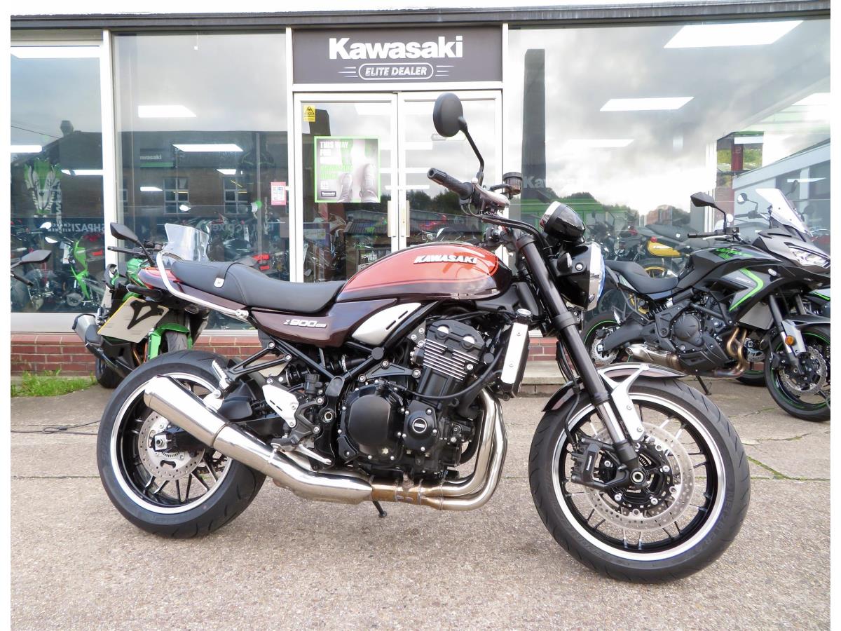 Main image of KAWASAKI Z900RS 2019