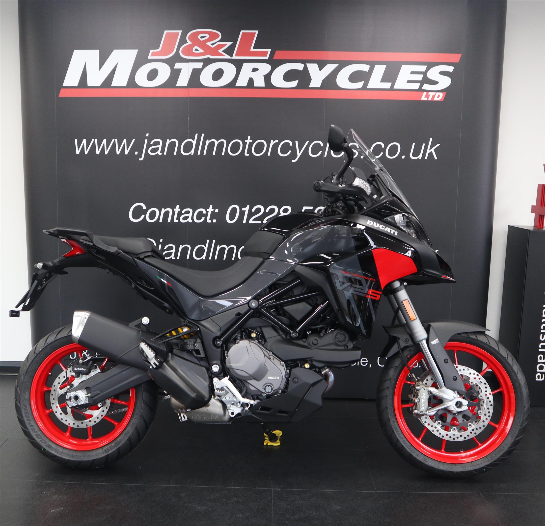 Ducati Multistrada V2S, Brand New, 2024 Model! £1,500 Voucher/Deposit Contribution!