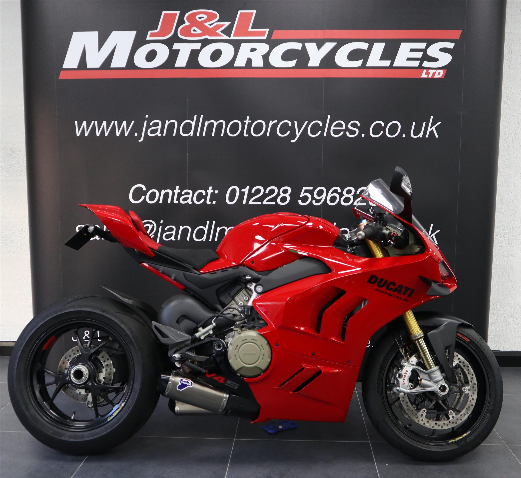 Ducati Panigale V4 S. One Owner From New, Low Mileage, Termignoni End Cans!