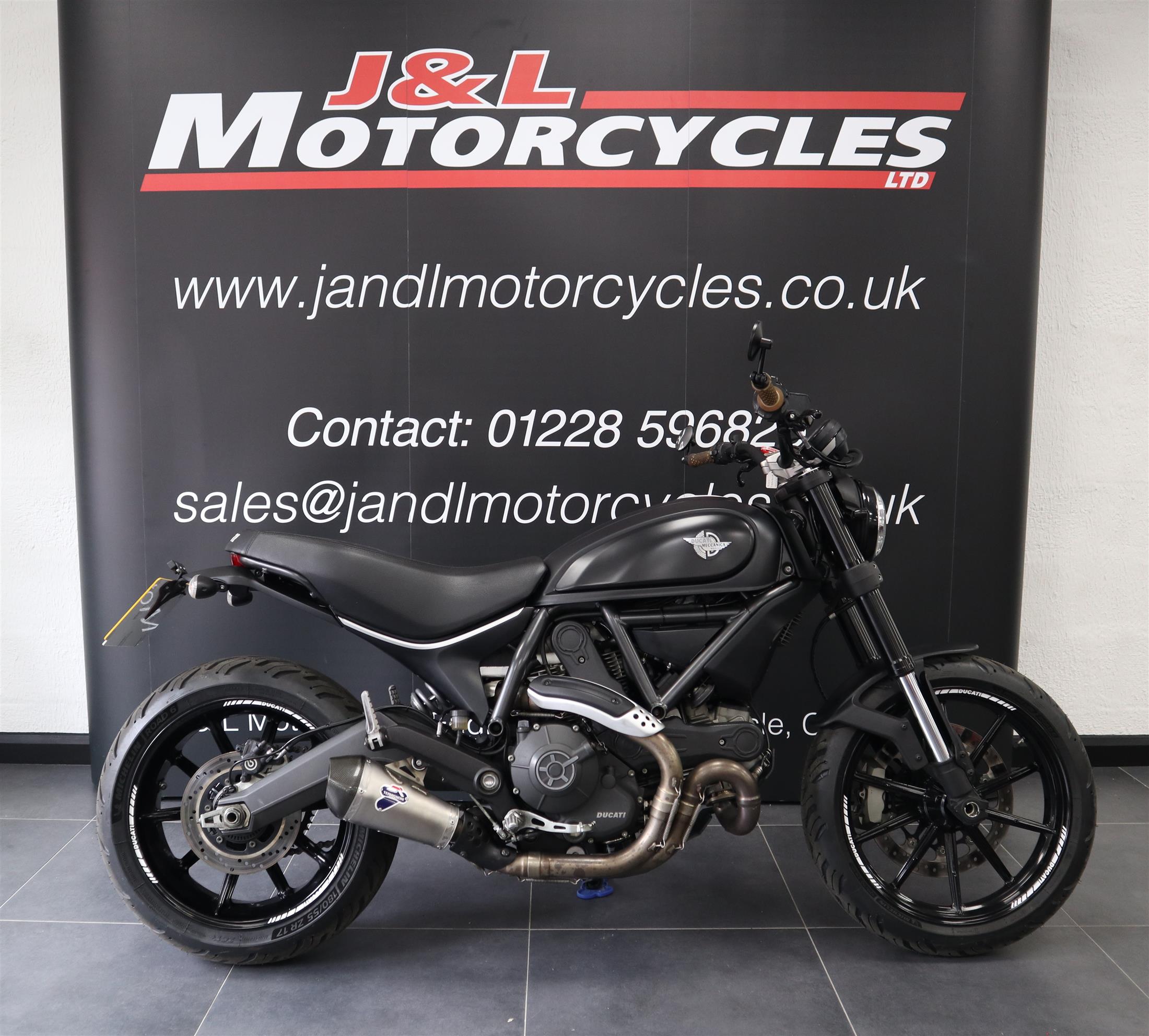 Ducati Scrambler Icon 800, Full Termignoni System! Full Desmo and Belts Just Carried Out
