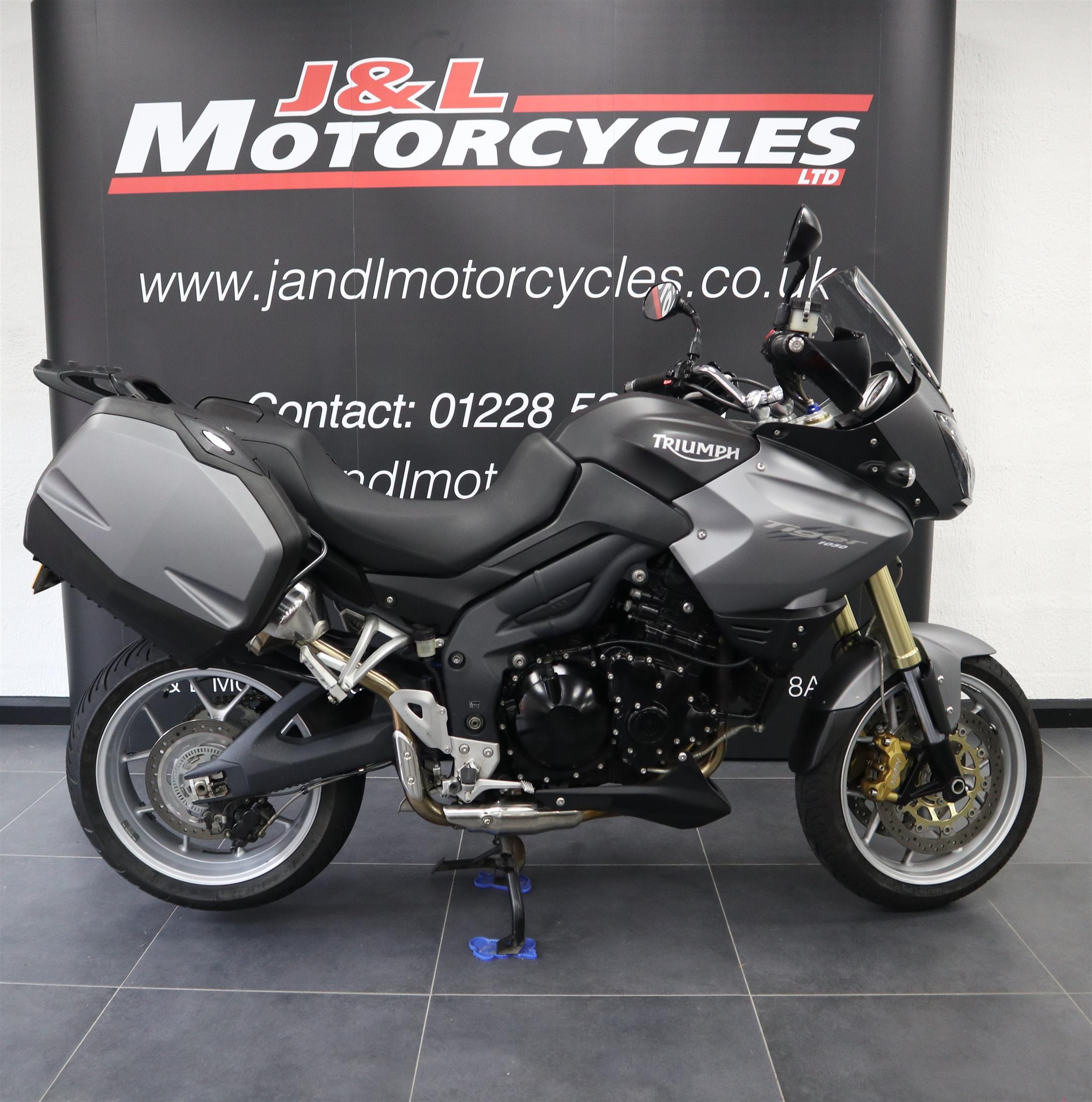 Triumph Tiger 1050, 2 Owners From New, Excellent Condition For Year