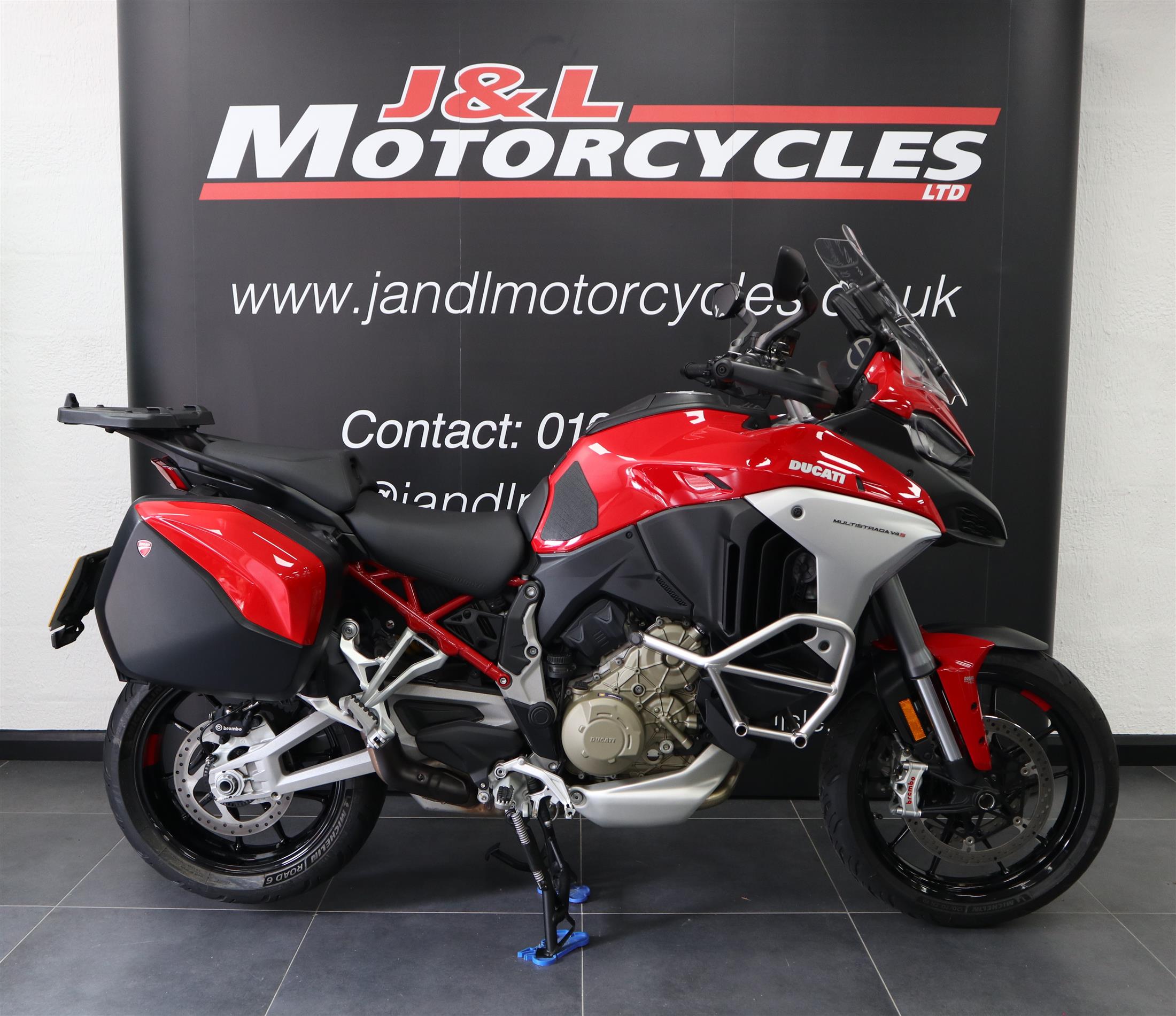 Ducati Multistrada V4 S Travel & Radar, Full Ducati History, One Owner! Comes with 12 months Ducati Approved Used Warranty