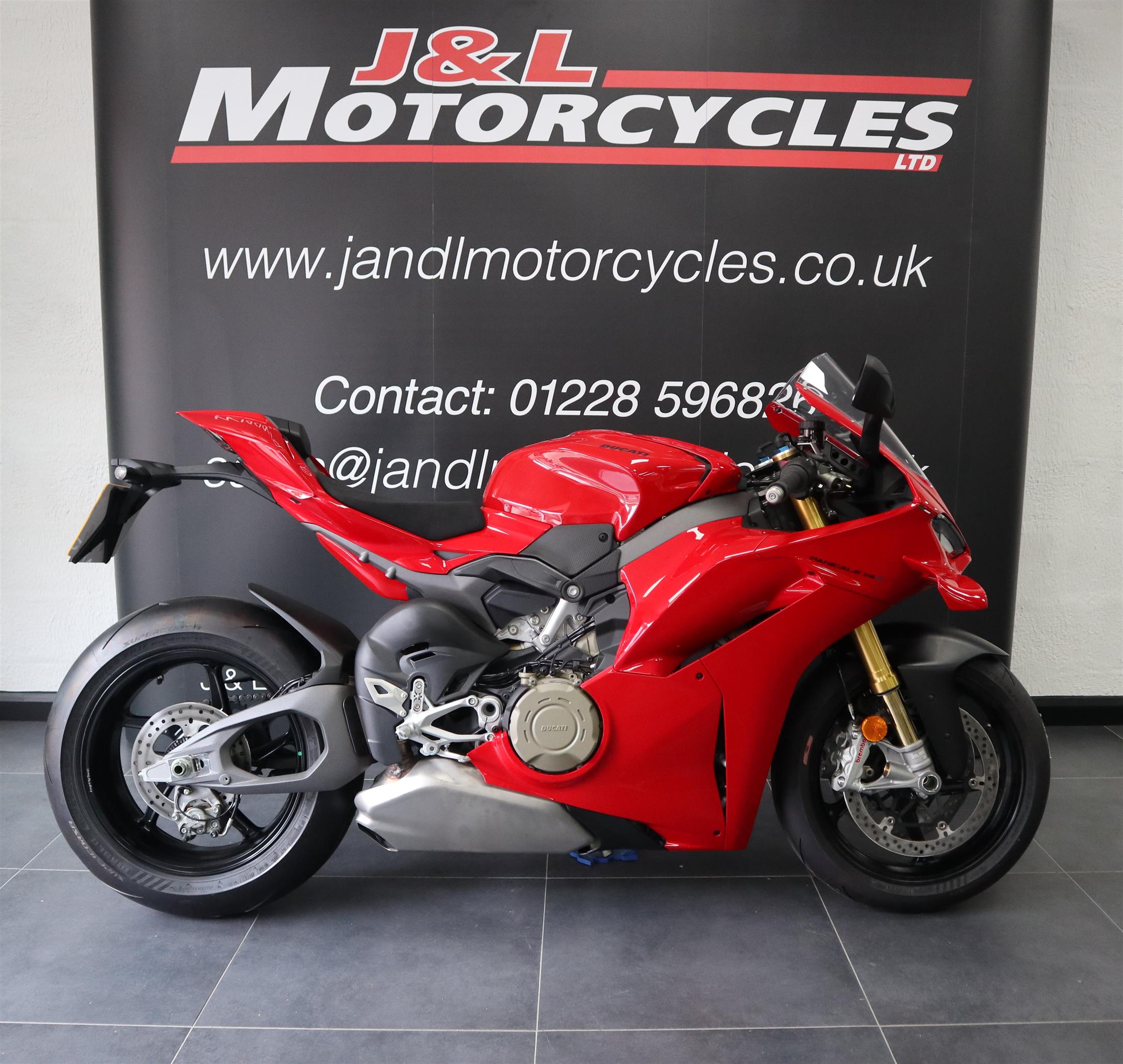 Ducati Panigale V4 S. Pre-Reg, Delivery Miles Only!