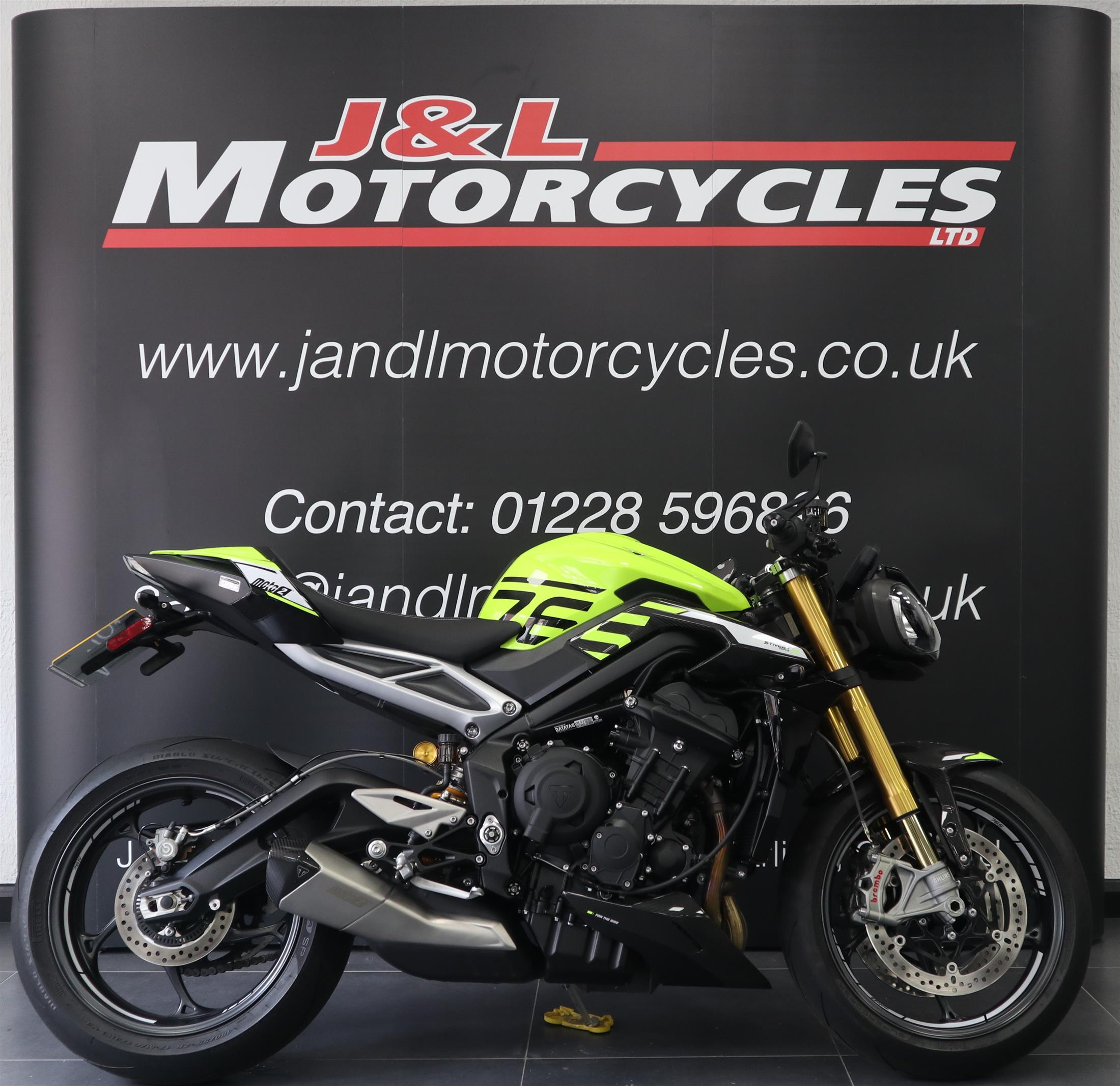 Triumph Street Triple Moto 2 765. low mileage