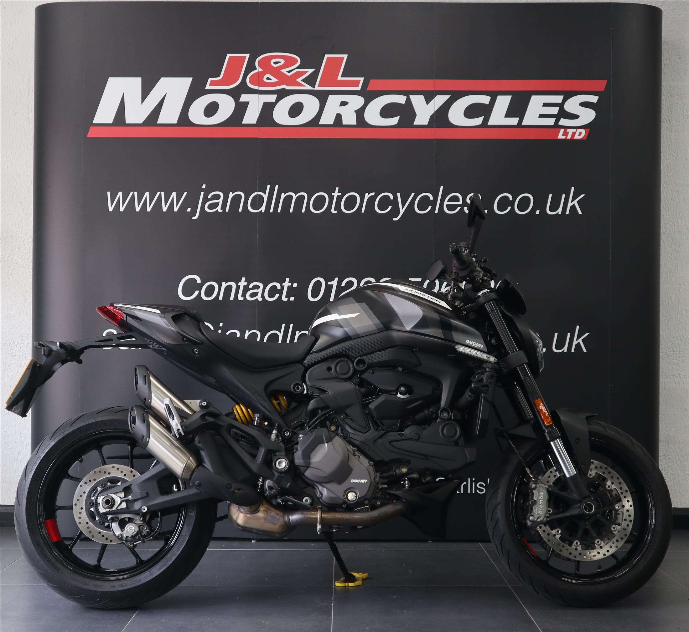 Ducati Monster 937