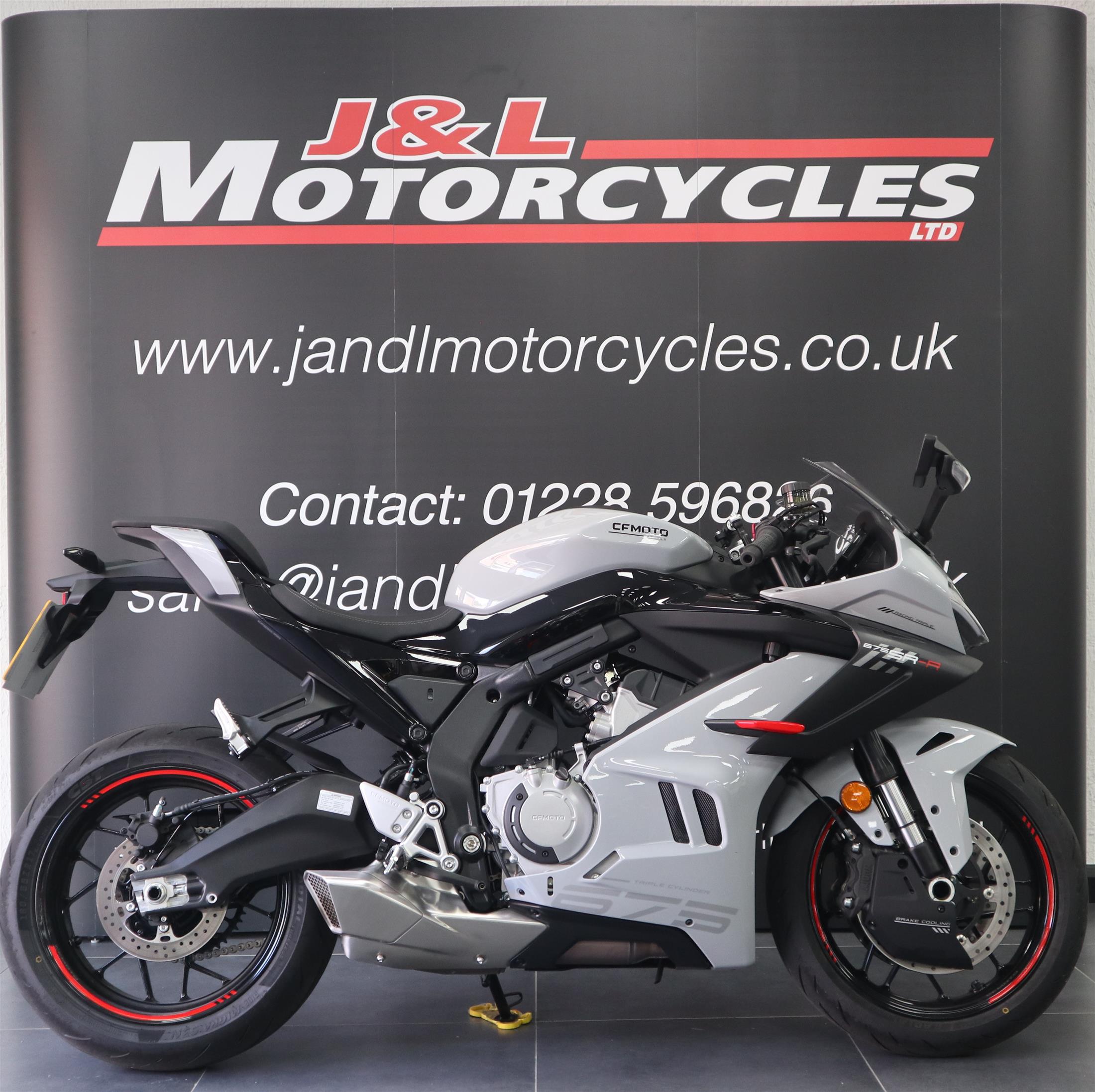 New CFMOTO 675SR-R