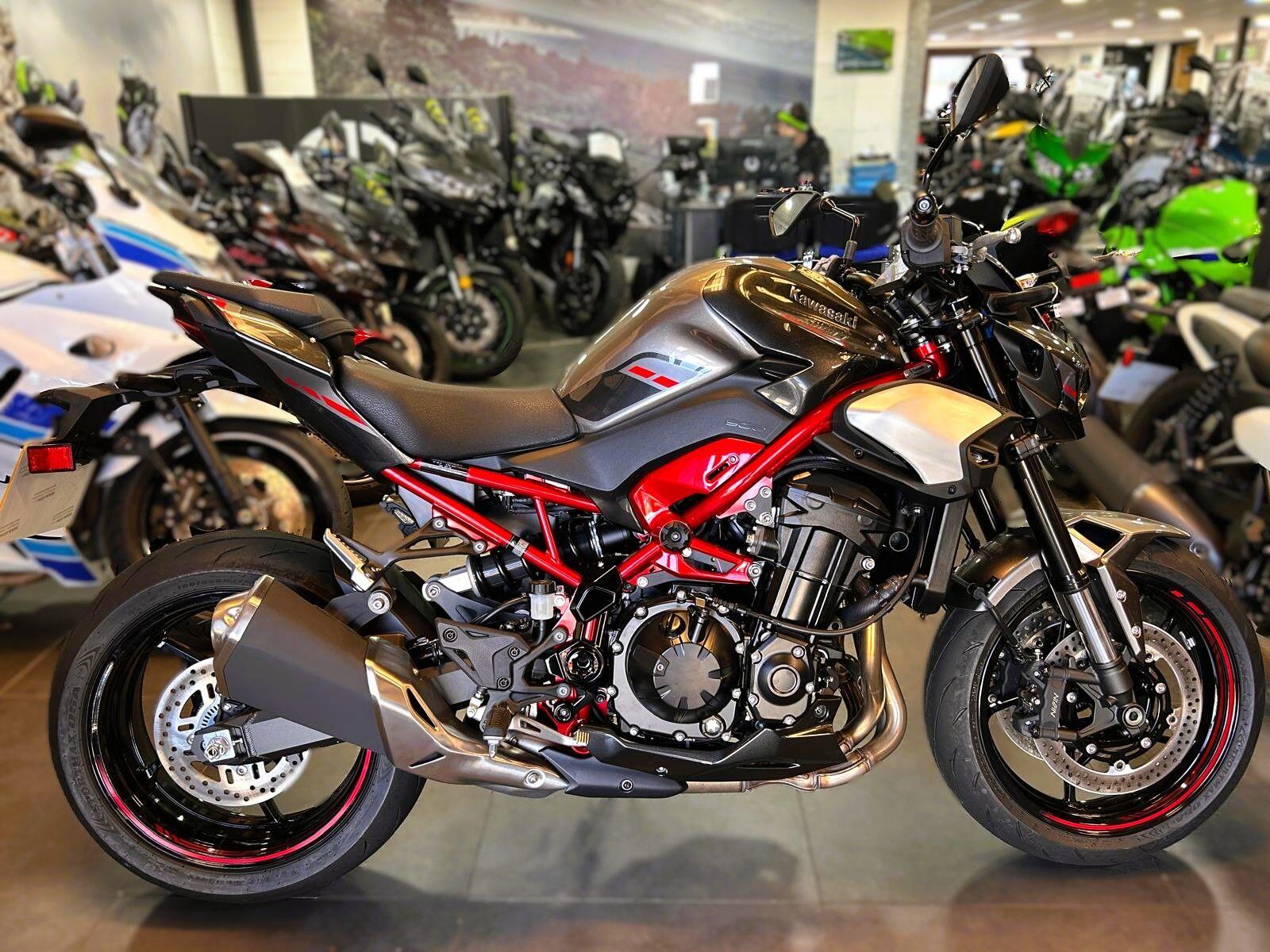 ゴボウ アディダス ウィメンズ ZG25 ボア IH9892 (ゴルフシューズ) 価格比較