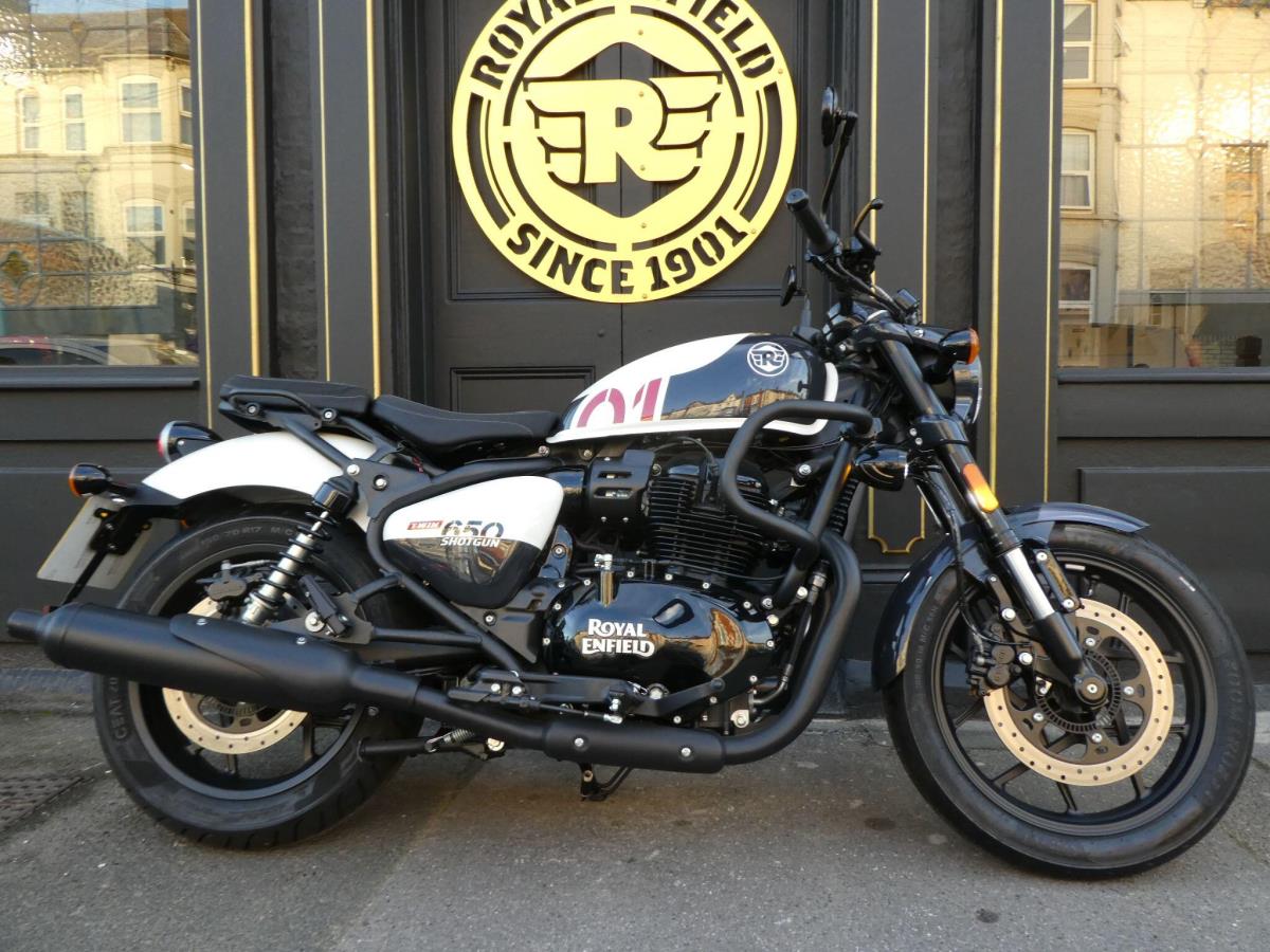 Main image of 2024 Royal Enfield Shotgun 650