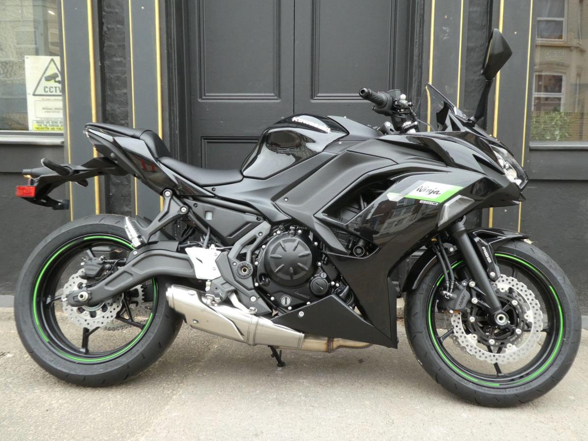 Main image of New Kawasaki Ninja 650