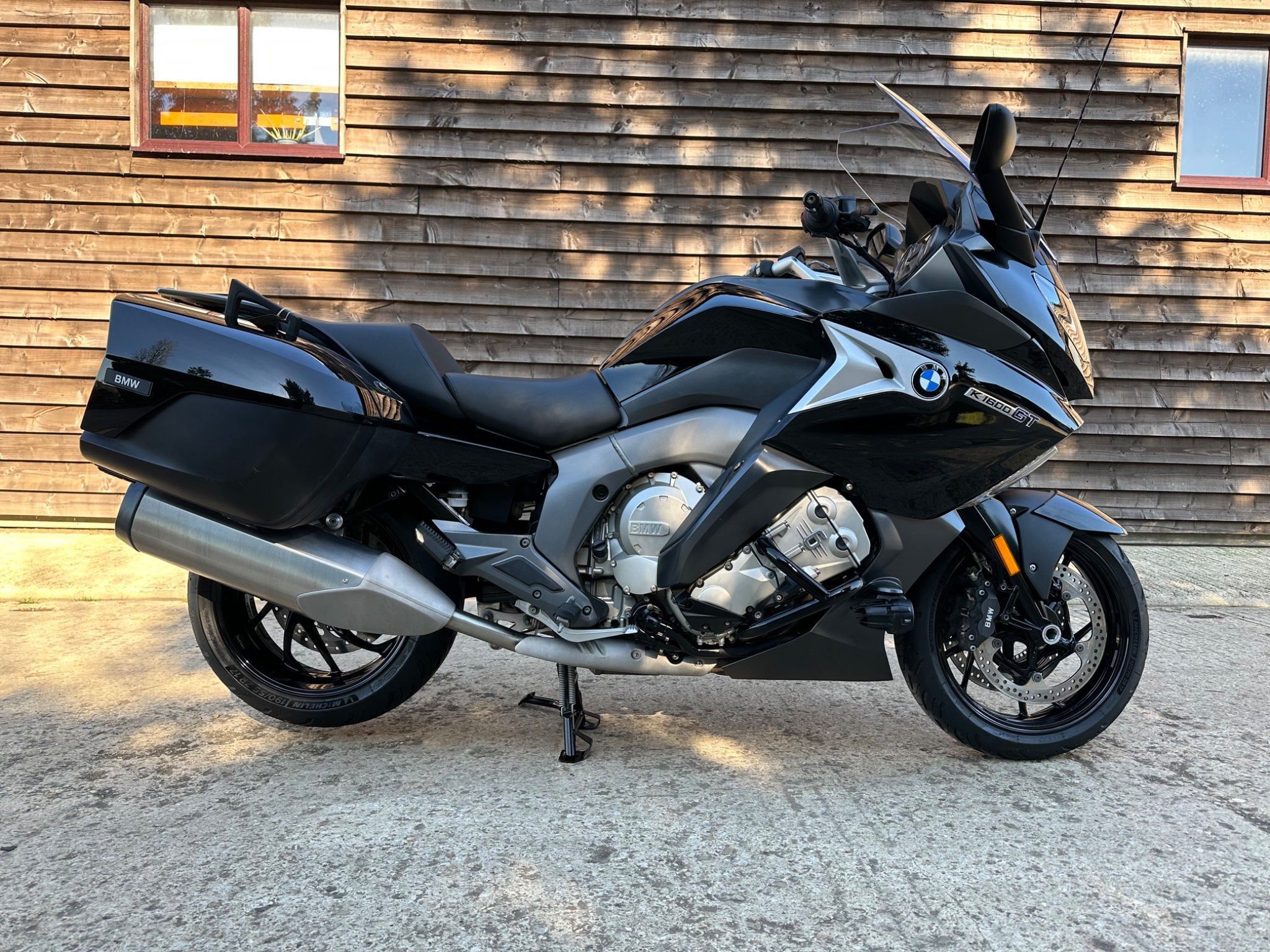 2019 BMW K1600GT 1650 GT SE ABS From £237.63 per month 