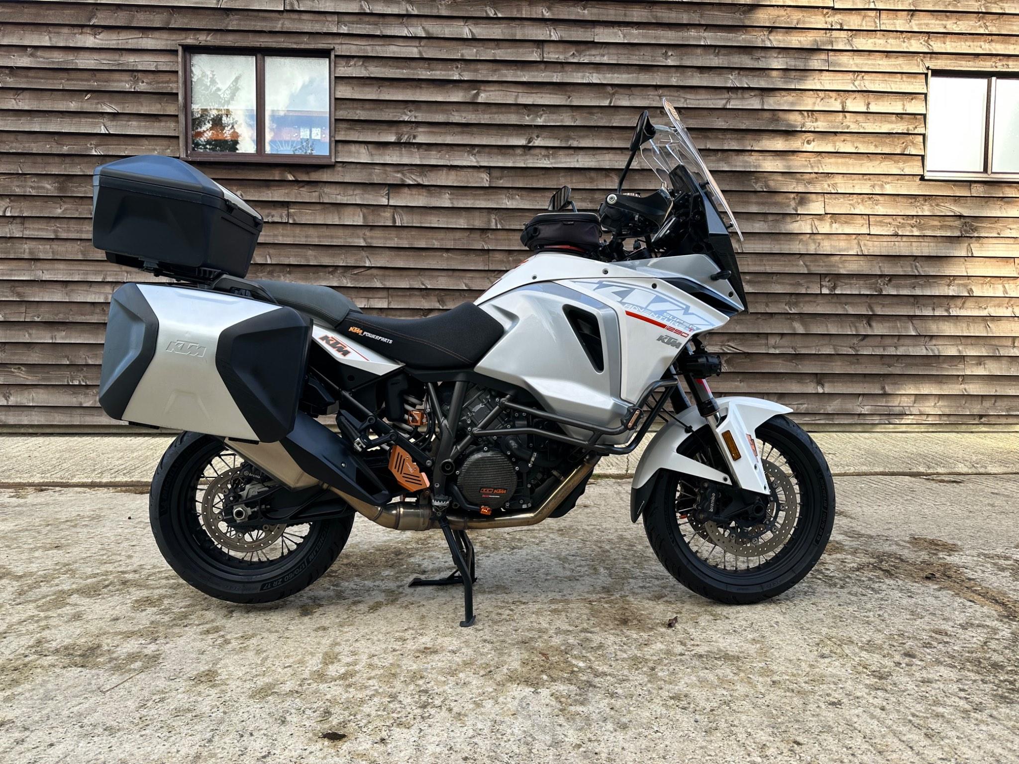 Ktm 1290 deals sat