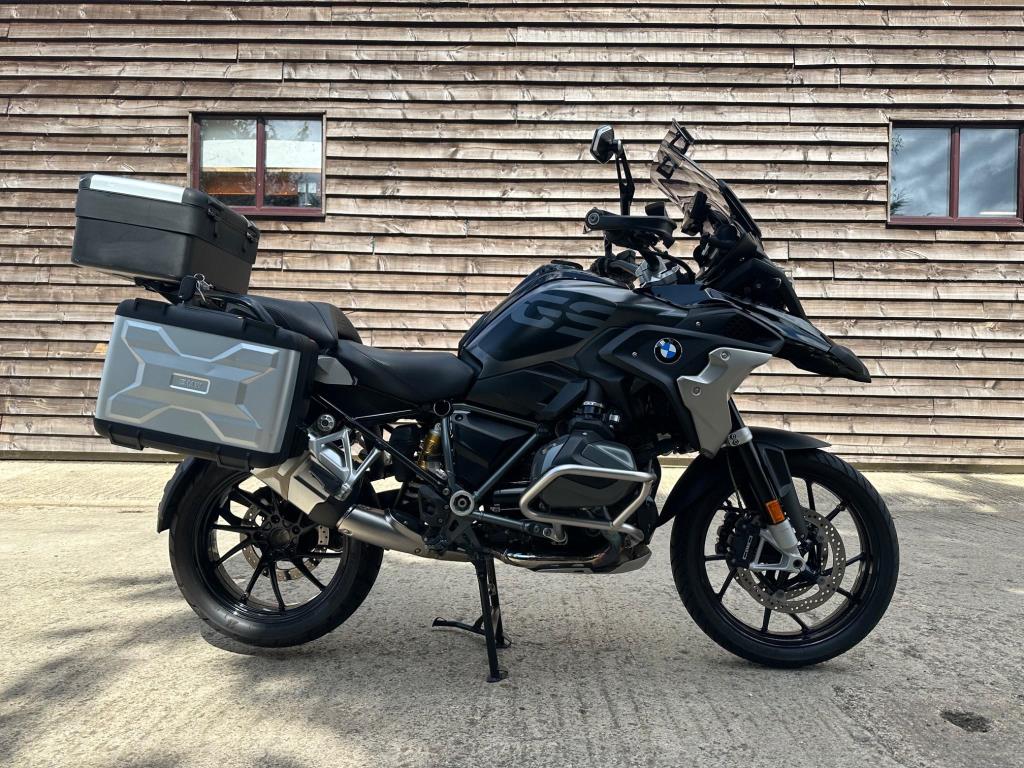 2021 BMW R1250GS - The Motorcycle Barn