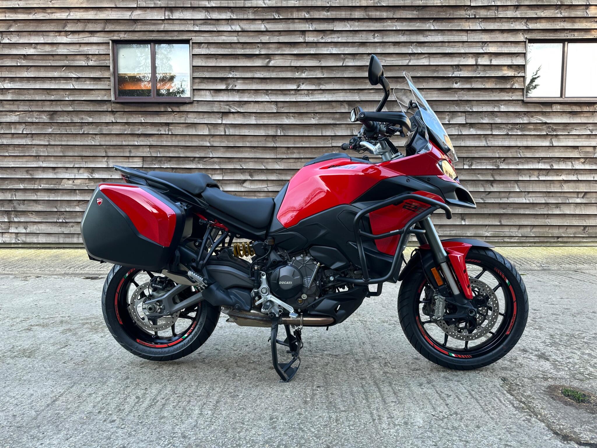 2025 Ducati Multistrada V2