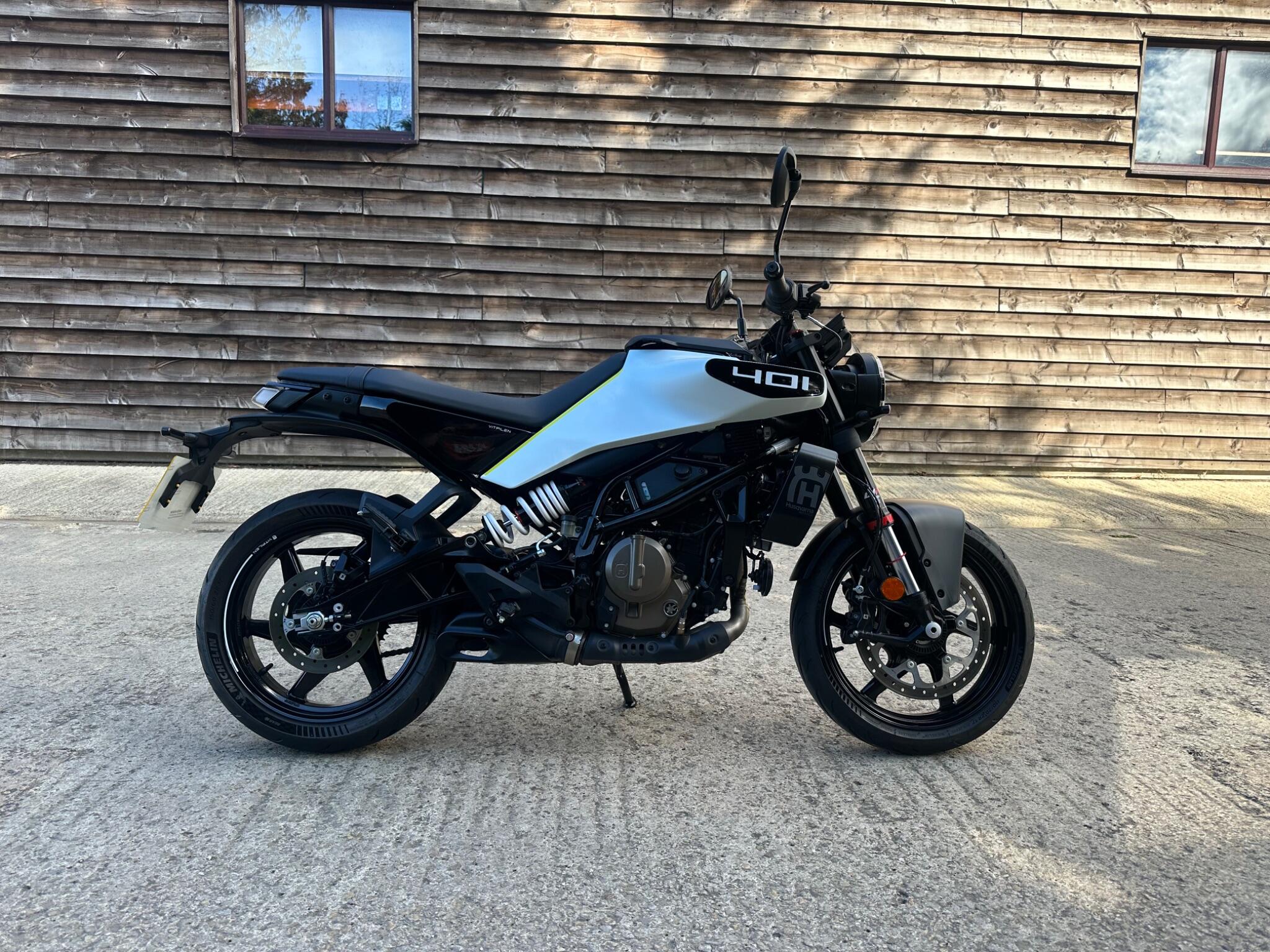 2025 Husqvarna Vitpilen 401