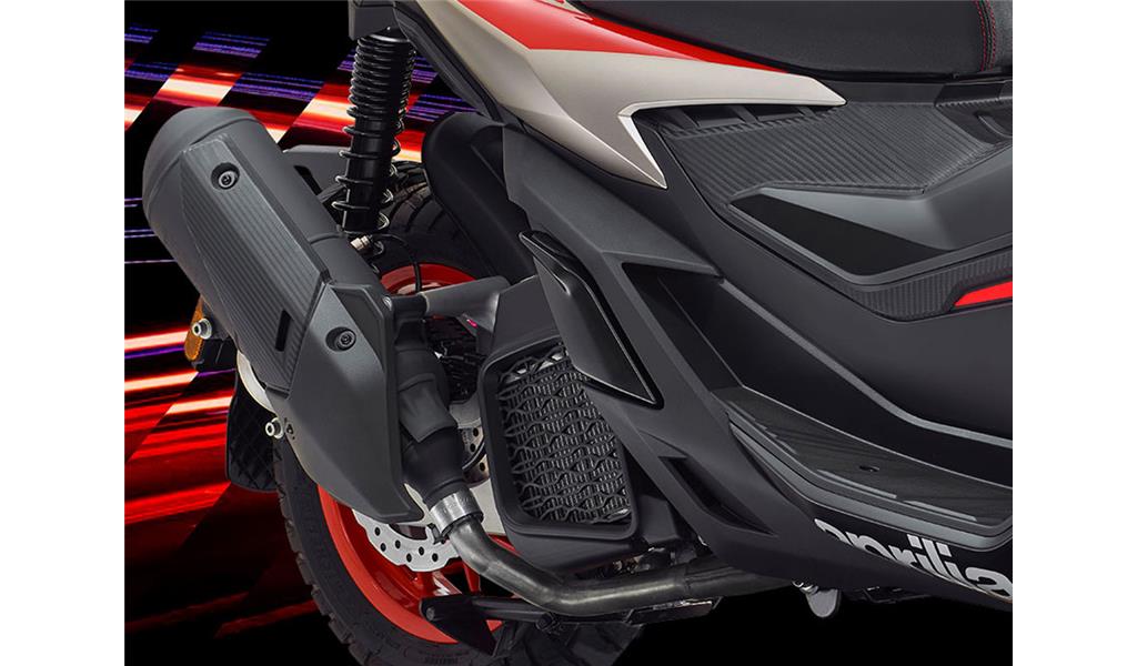 Aprilia SR GT Sport 200 - Arnolds Motorcycles