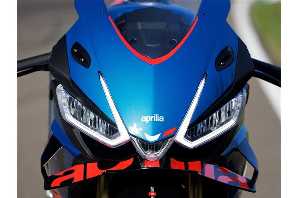 RSV4 1100