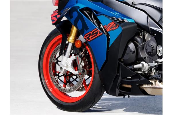 RSV4 1100